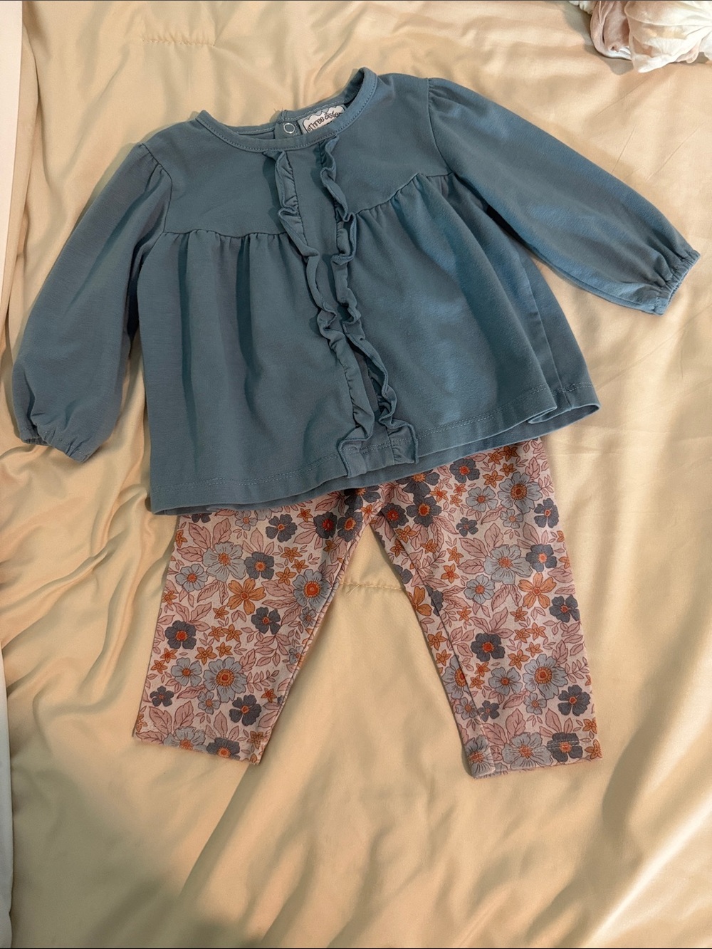 Three Sisters Blue Ruffle Top & Floral Leggings Kids Matching Set